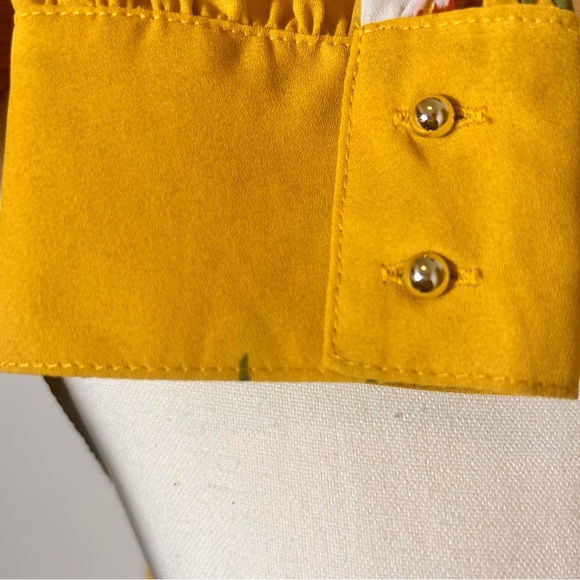 Beautiful Long sleeve floral print dress in a 2XL. - Picture 4 of 4